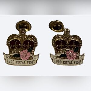 Collectible 1990 Royal Visit Crown Pin